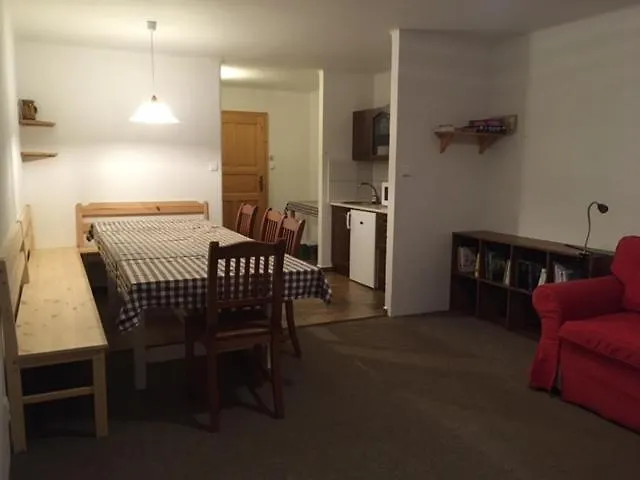 Ubytovani V Ouklidu Lejlighed