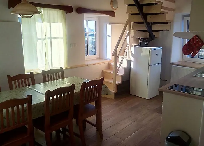 Ubytovani V Ouklidu 公寓 Nedrahovice